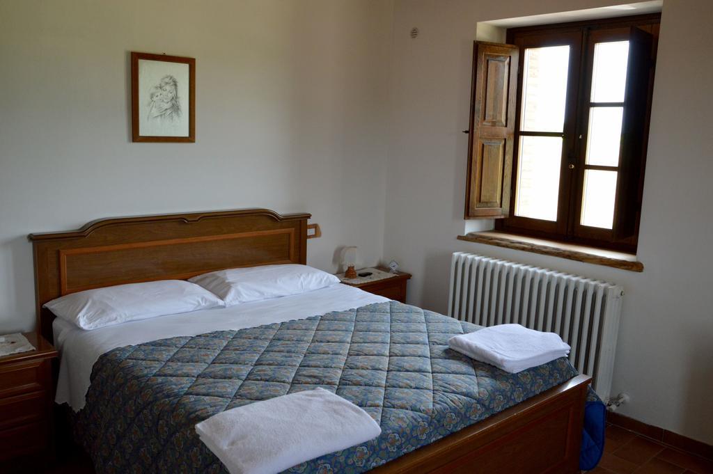 Agriturismo La Collina Villa Massa Martana Room photo